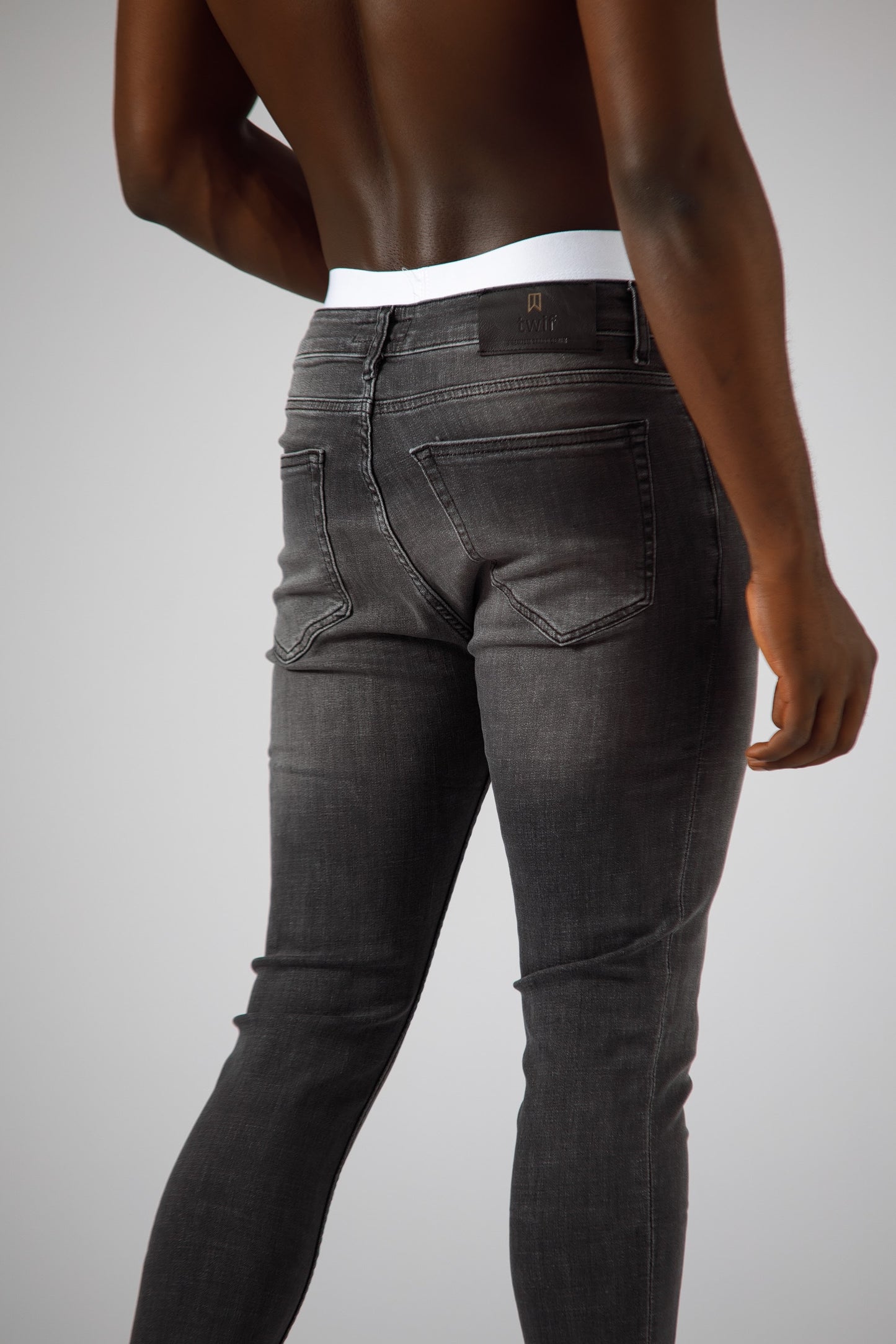Grey jean
