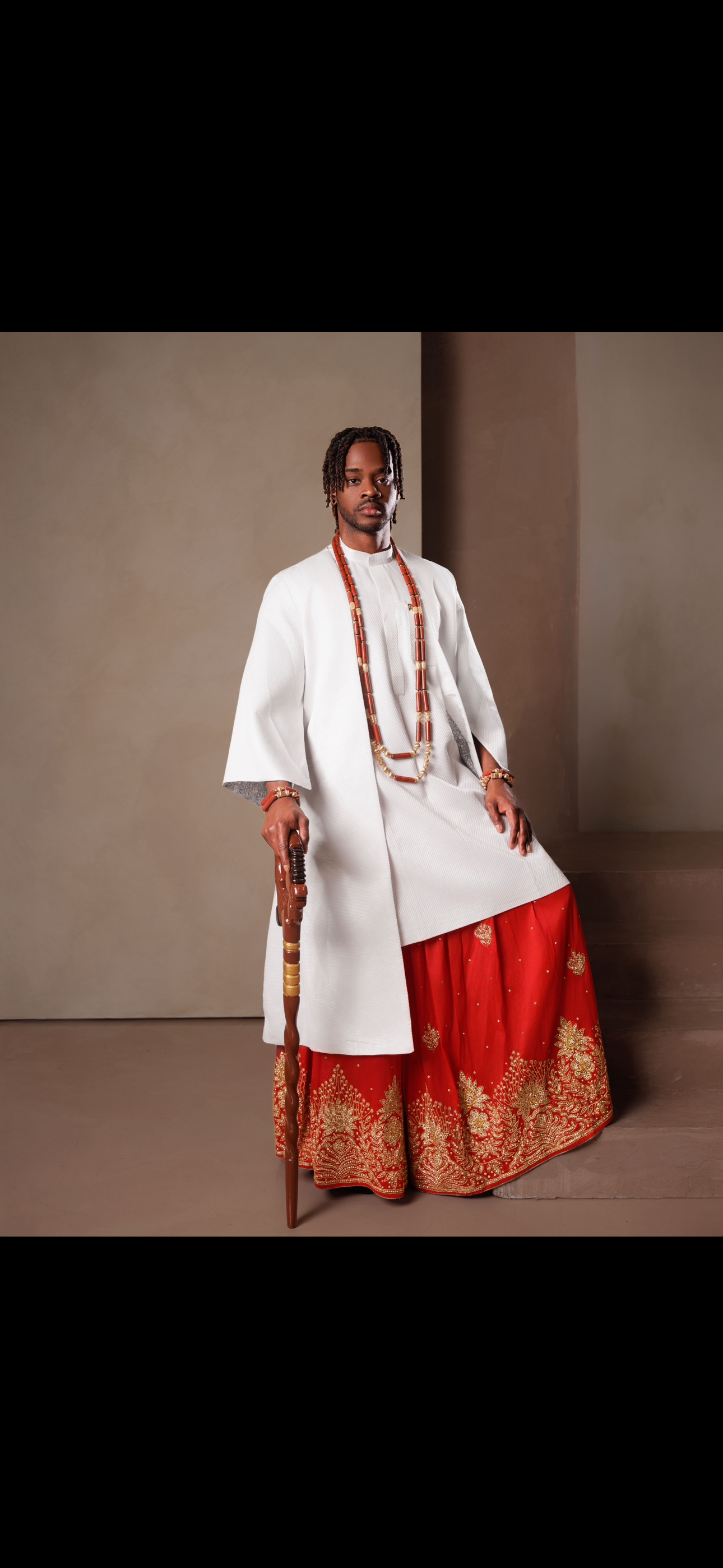 White and red George traditional kimono