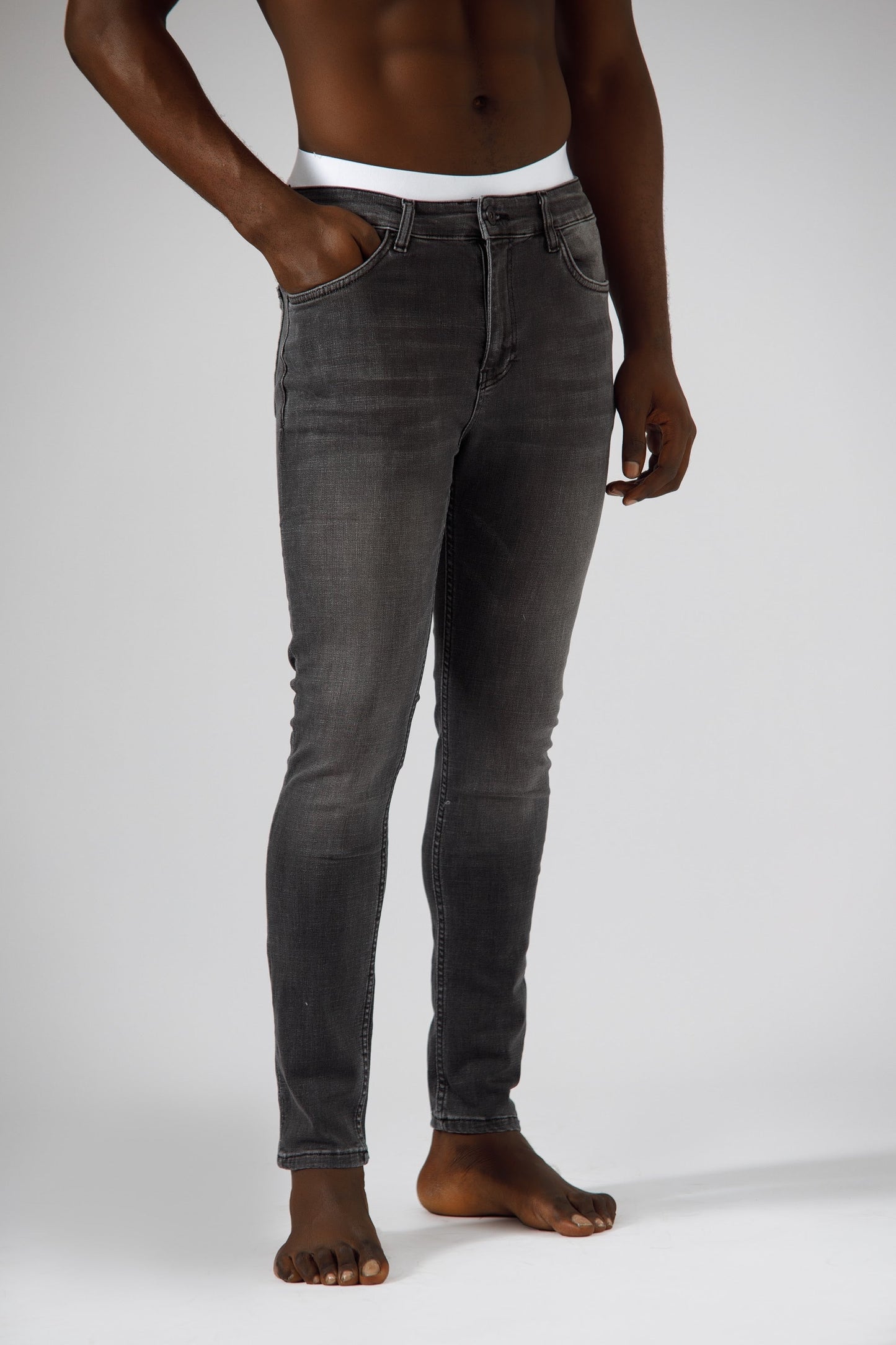 🎁 Grey jean (Slim Fit) (100% off)
