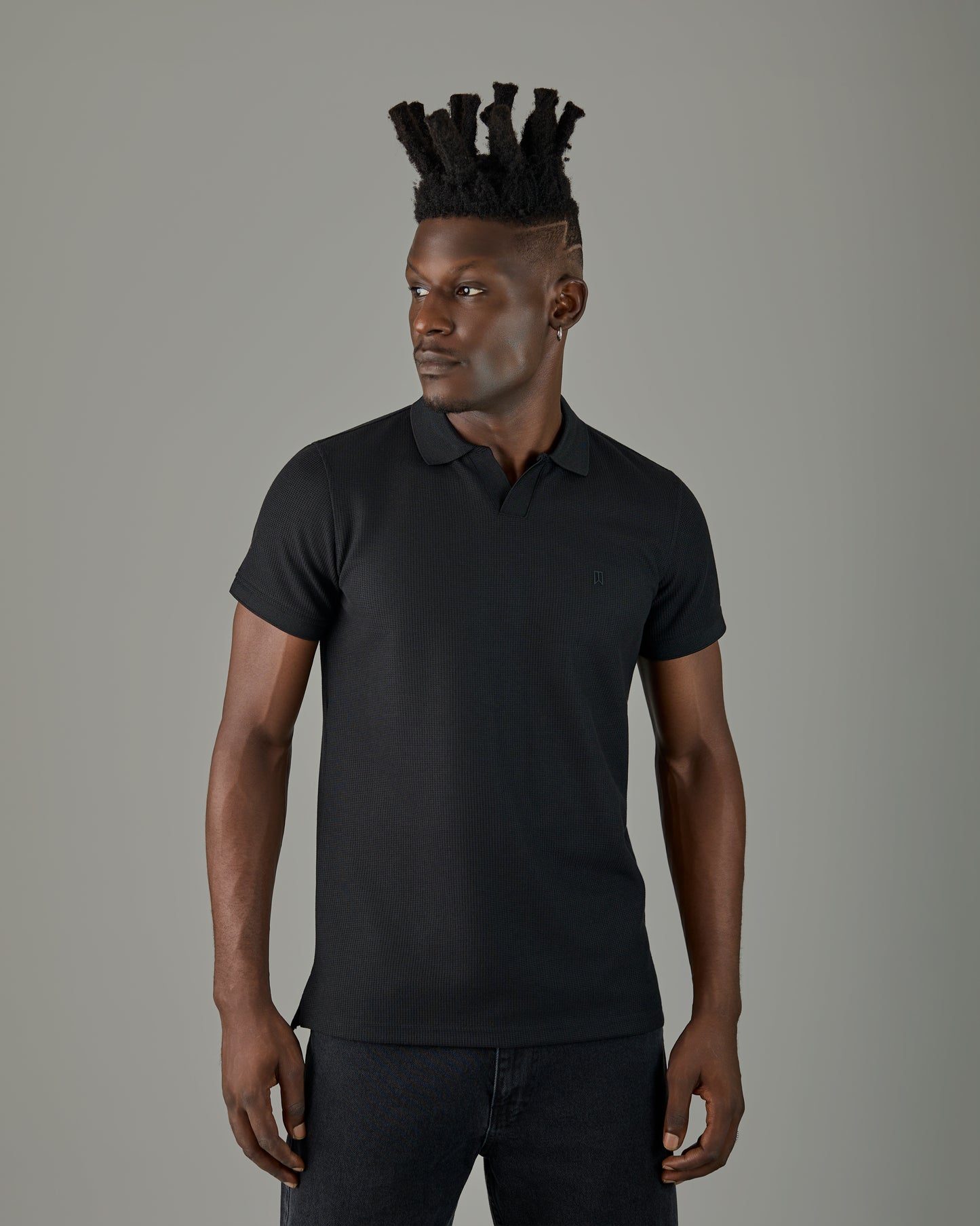 Black knitted vneck polo shirt