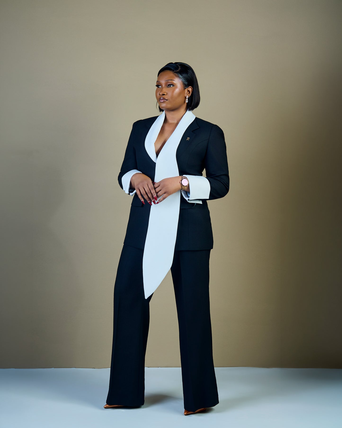 Black Duchess suit