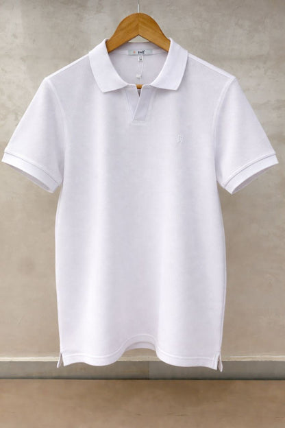 White knitted V-neck polo shirt