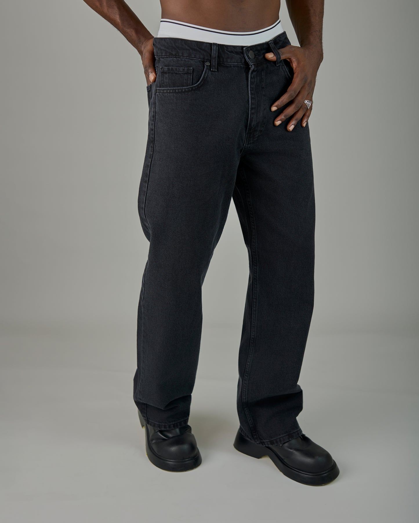 Black wide leg jeans