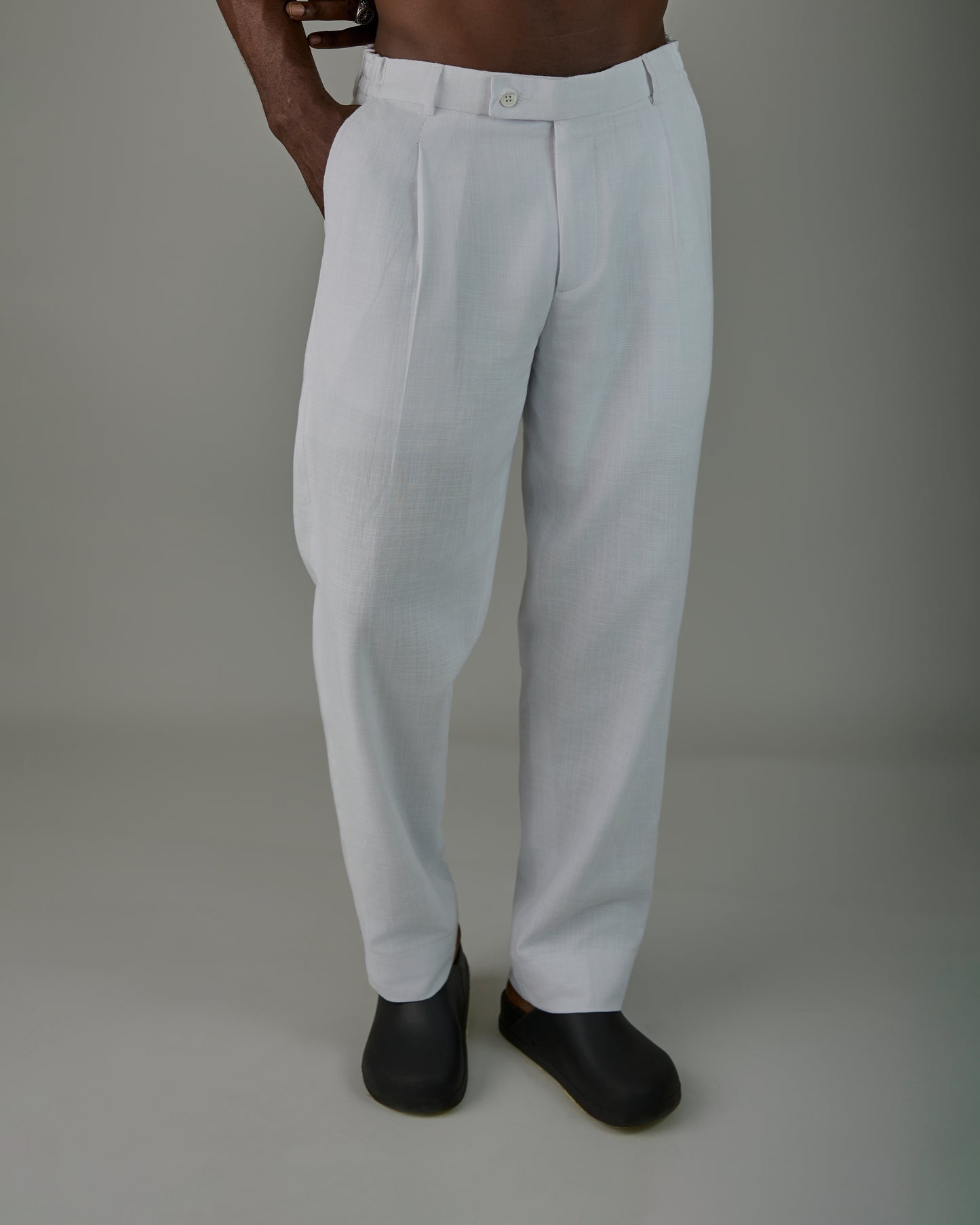 White Pleated linen Pants
