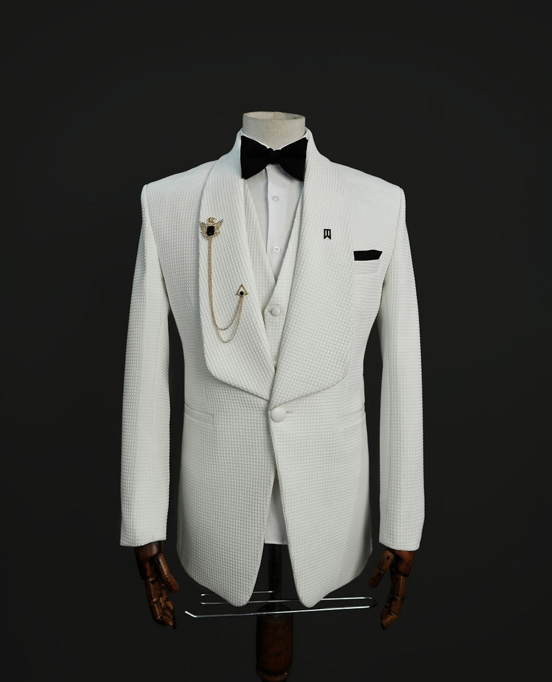 Ivory Damask 3pc Tuxedo