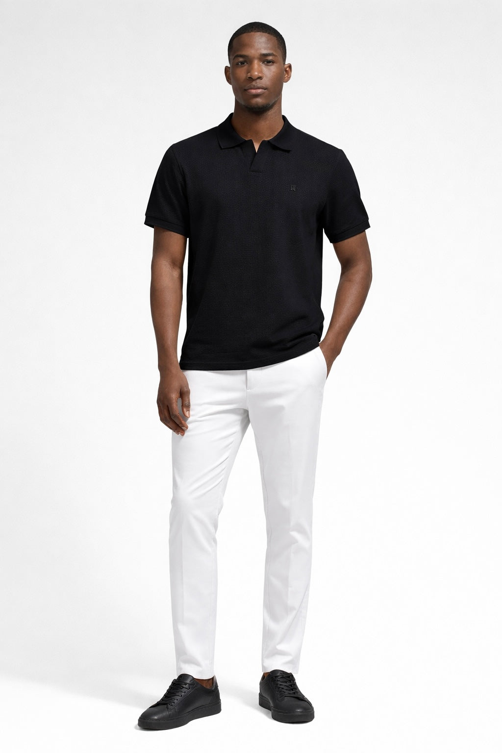 Black knitted vneck polo shirt