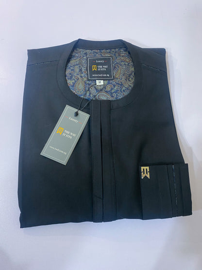 Black Kaftan with flap and pocket detailing (RTW)