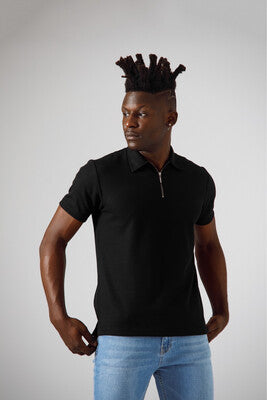 Black knitted polo with front zipper